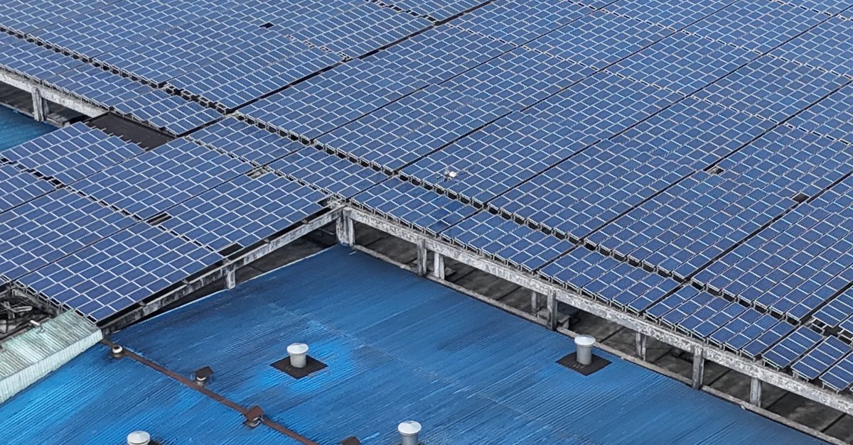 Beitragsbild zu: Photovoltaik und Cybersicherheit: Vernetzte Anlagen werden zur Systemfrage