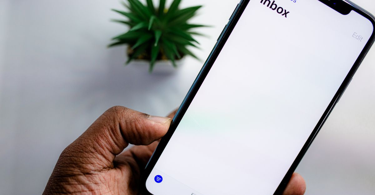 Beitragsbild zu: Pwn2Own: Samsung Galaxy S26 mit einer einzigen präparierten E-Mail gehackt