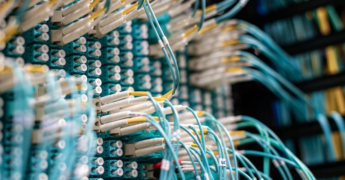 Beitragsbild zu: Weniger Umwege im Netz: Telekom und Cloudflare wollen Latenzen senken
